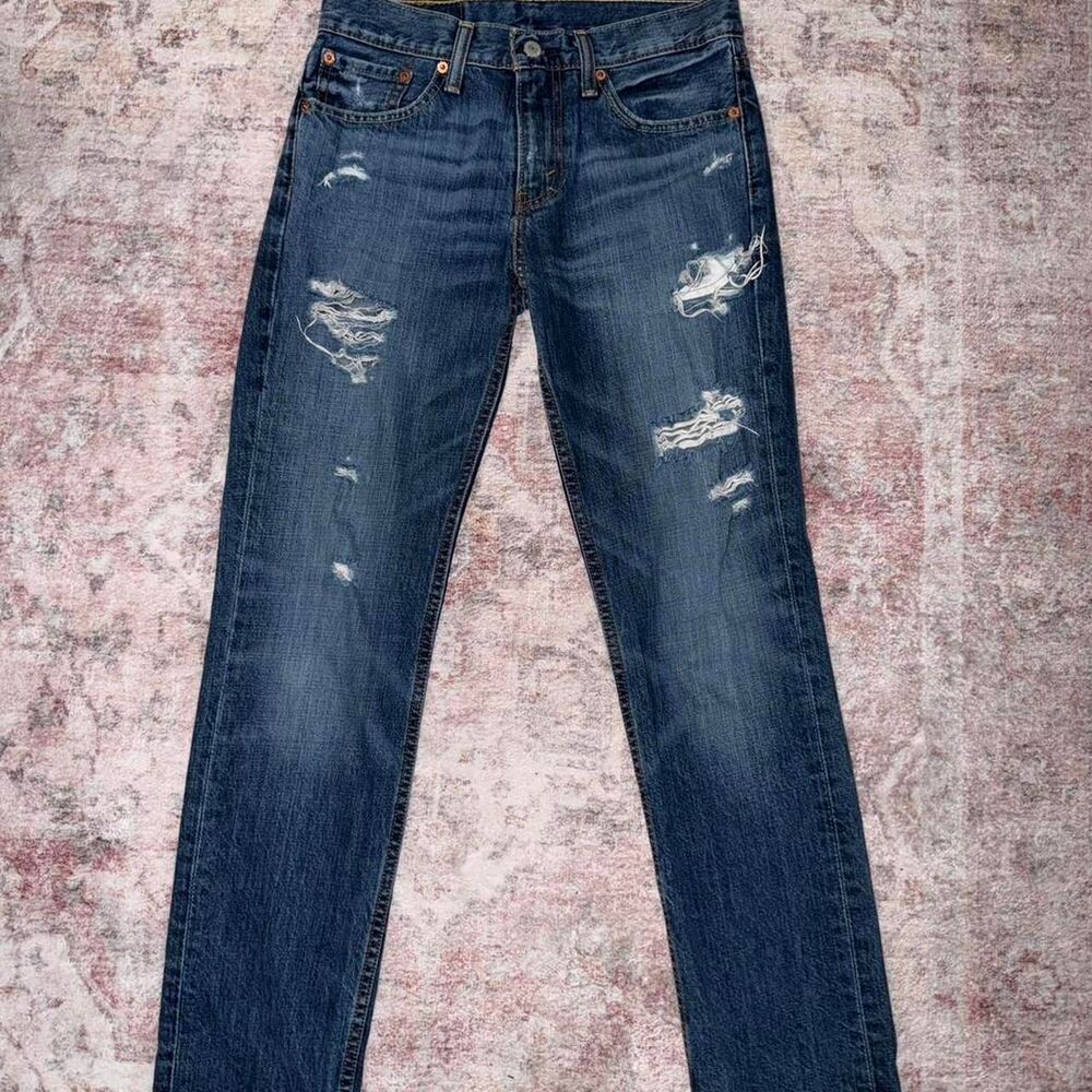 Levi-s Women's Blue and Navy Jeans